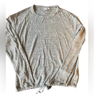 NWOT Lightweight Gap Sweater